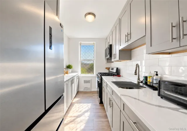 300-n-broadway-4m-yonkers-ny-10701/hzid_c335af60