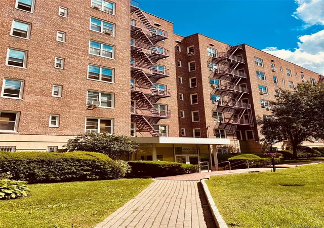1300-midland-ave-a-65-yonkers-ny-10704/hzid_e2568547