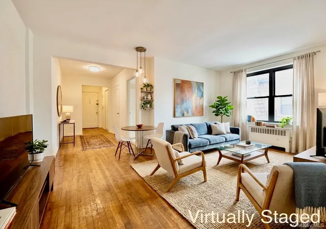4410-macnish-st-1g-new-york-ny-11373/hzid_7f1276d9