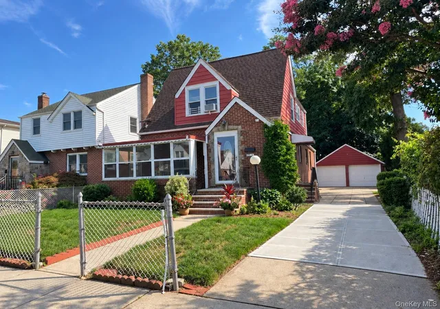 17514-138th-avenue-new-york-ny-11434/hzid_3bcdd2c4