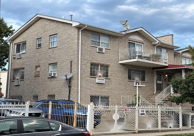 2737-lawton-ave-new-york-ny-10465/hzid_2b9f67ca