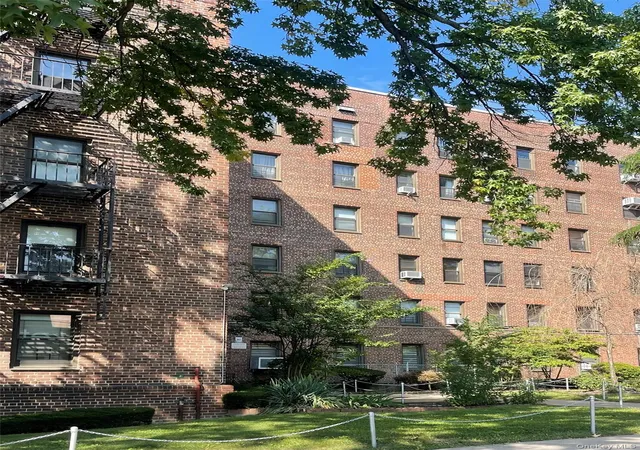 6215-53rd-avenue-1a-new-york-ny-11378/hzid_e9196600