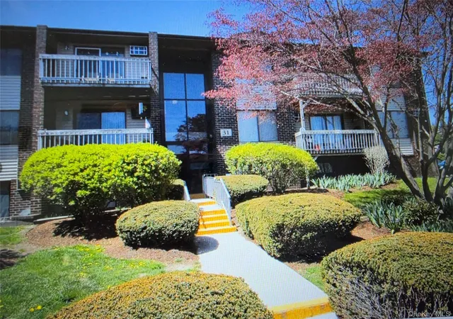 320-country-clb-ln-haverstraw-ny-10970/hzid_ac3de97b