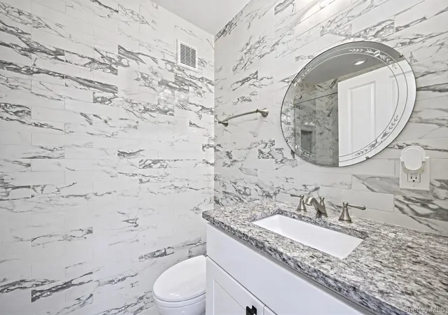 28-richmond-blvd-1b-brookhaven-ny-11779/hzid_7b5c5b14
