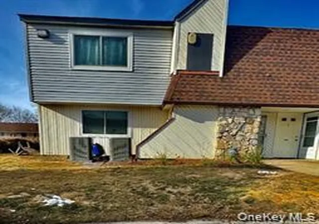 141-pointe-cir-n-141-brookhaven-ny-11727/hzid_22857e21