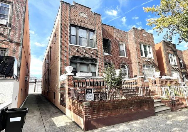 3210-81st-street-new-york-ny-11370/hzid_b391f5a5