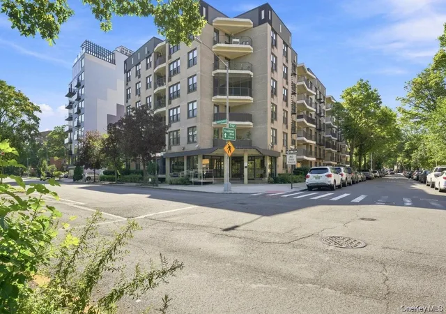 1874-pelham-pkwy-s-lf-new-york-ny-10461/hzid_b7ea3b6e