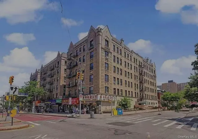 136-05-sanford-ave-4o-new-york-ny-11355/hzid_d6eed79b