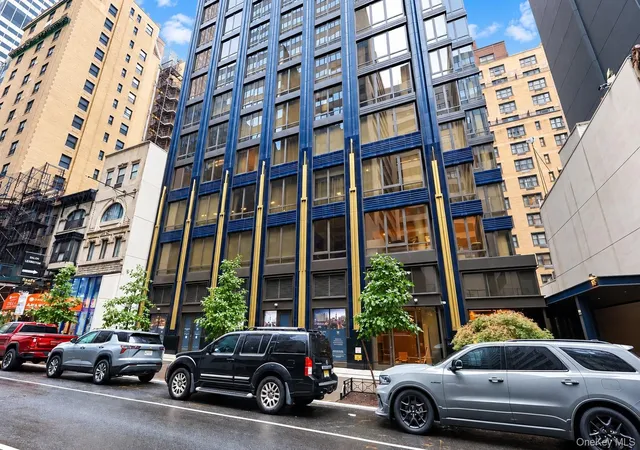 135-e-47th-street-22f-new-york-ny-10017/hzid_c9f875b6