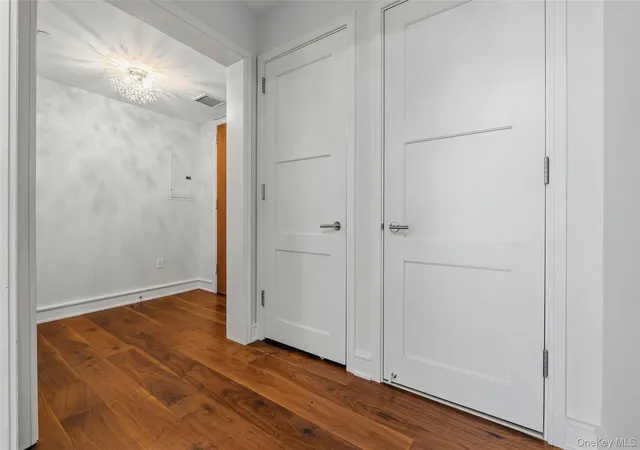 1-renaissance-sq-v6g-white-plains-ny-10601/hzid_d1558718