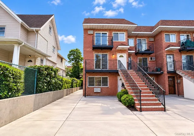 9144-193rd-street-new-york-ny-11423/hzid_da097d43