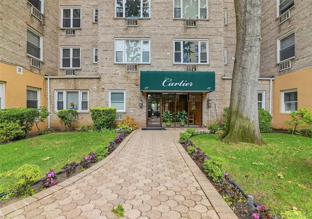 21-bond-st-3j-north-hempstead-ny-11021/hzid_84630490