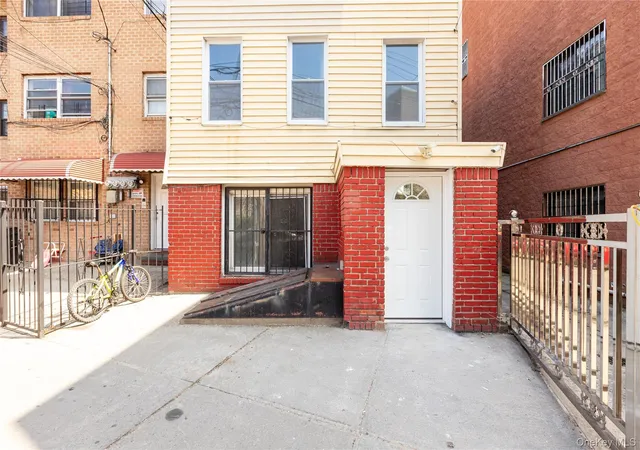 10030-martense-ave-new-york-ny-11368/hzid_e92d5437