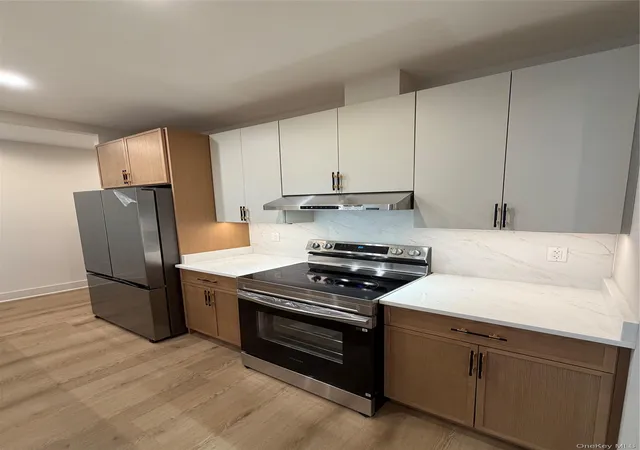 8322-24th-avenue-2b-new-york-ny-11214/hzid_b44313ac