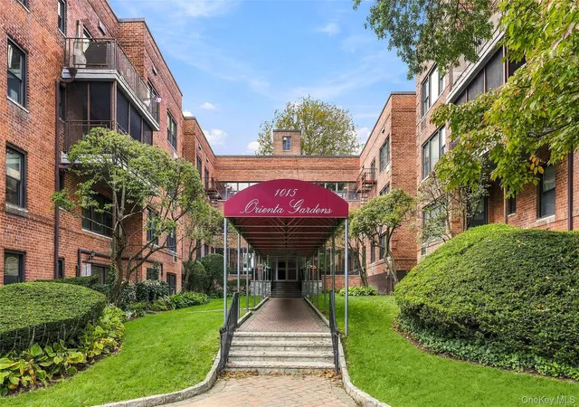1015-old-post-rd-2k-mamaroneck-ny-10543/hzid_cffd66d5