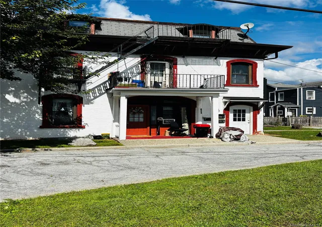 120-smith-st-peekskill-ny-10566/hzid_f39f9a24