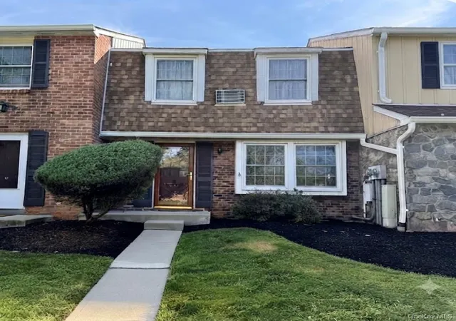274-hooker-ave-b3-poughkeepsie-ny-12603/hzid_7048629d