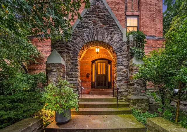 828-bronx-river-rd-1ad-yonkers-ny-10708/hzid_6f3bcb7d