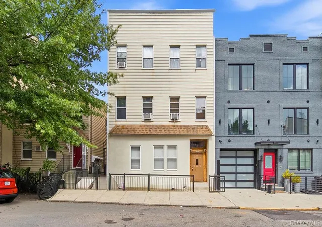 227-devoe-st-new-york-ny-11211/hzid_1d88eda6
