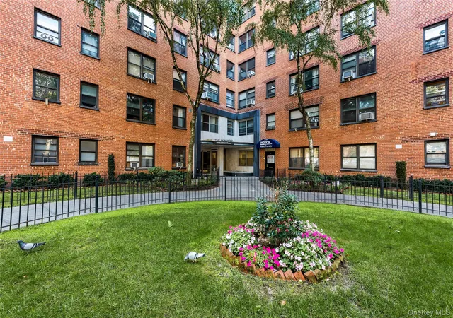 99-52-66th-road-9a-new-york-ny-11374/hzid_7429fa5c