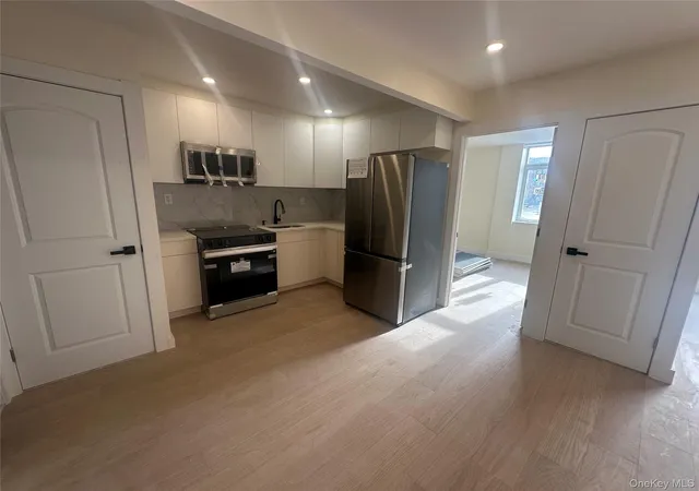 8840-54th-avenue-2b-new-york-ny-11373/hzid_e0c7928a