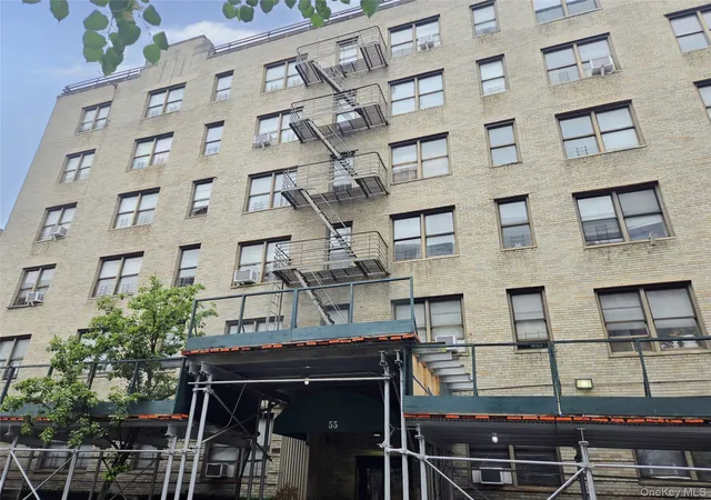55-e-190th-street-45-new-york-ny-10468/hzid_ae09c45c