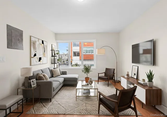 17417-polhemus-ave-new-york-ny-11433/hzid_37933575