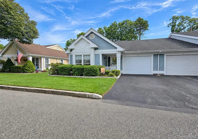 4-orient-ct-brookhaven-ny-11961/hzid_d56e0bd4