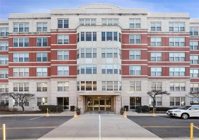300-mamaroneck-ave-421-white-plains-ny-10605/hzid_de667771