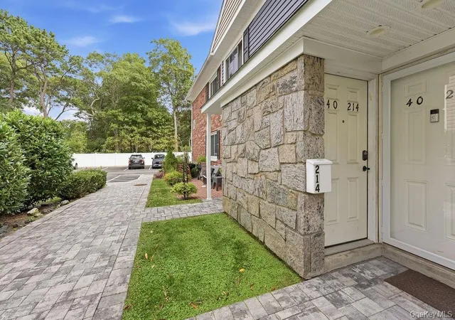 40-w-4th-street-214-patchogue-ny-11772/hzid_ed724d0f