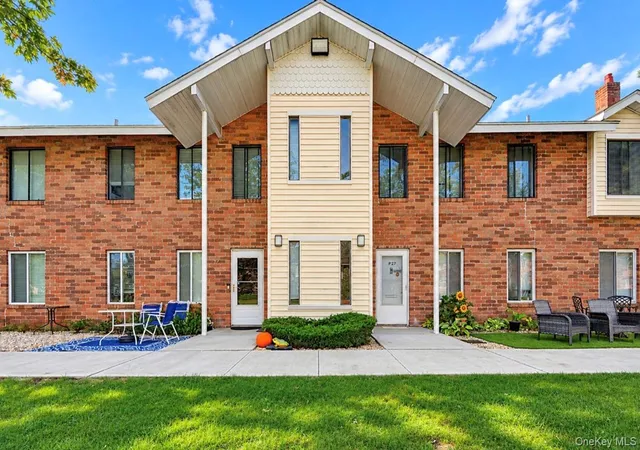 30-pueblo-ct-30-coram-ny-11727/hzid_0eb5ef07