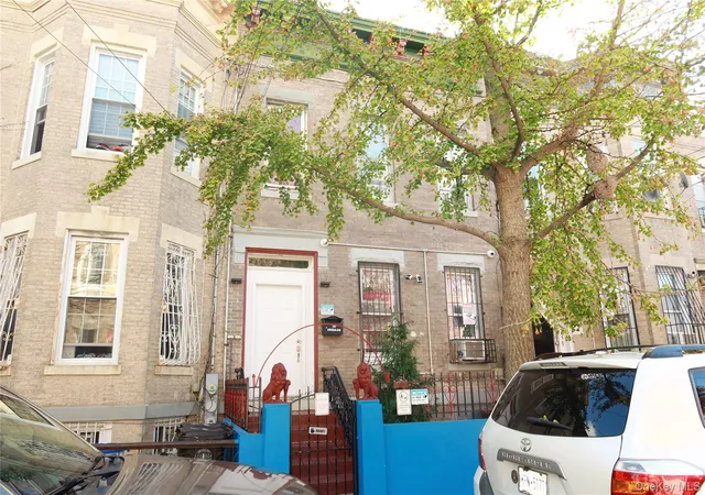 257-lincoln-ave-new-york-ny-11208/hzid_19a3a397