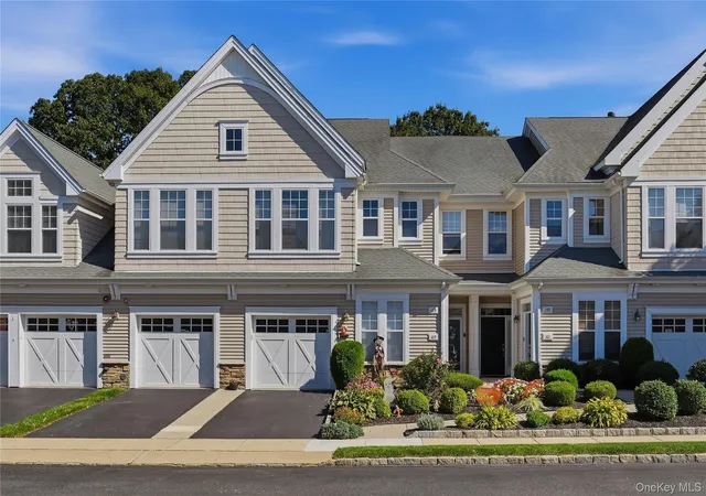 163-symphony-dr-brookhaven-ny-11755/hzid_4876c2c9