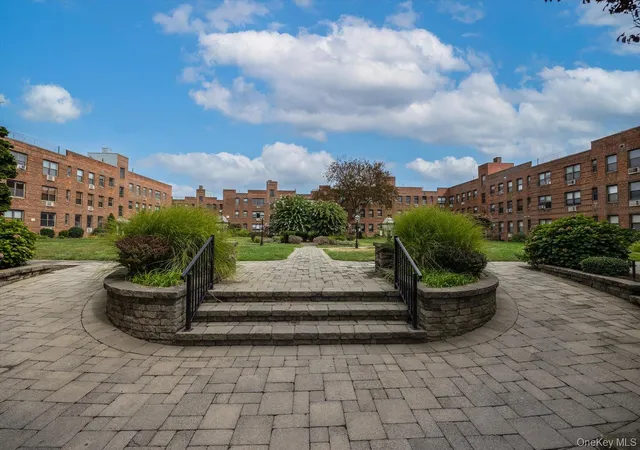 1-jefferson-ave-h8-rockville-centre-ny-11570/hzid_d0324649