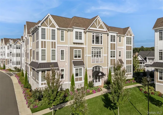 20305-aspenwood-dr-20305-plainview-ny-11803/hzid_87fe9635