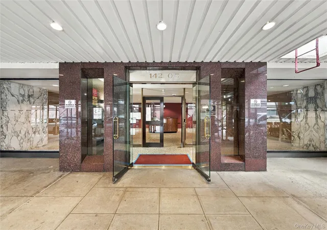 142-05-roosevelt-ave-206-flushing-ny-11354/hzid_3fcc7263