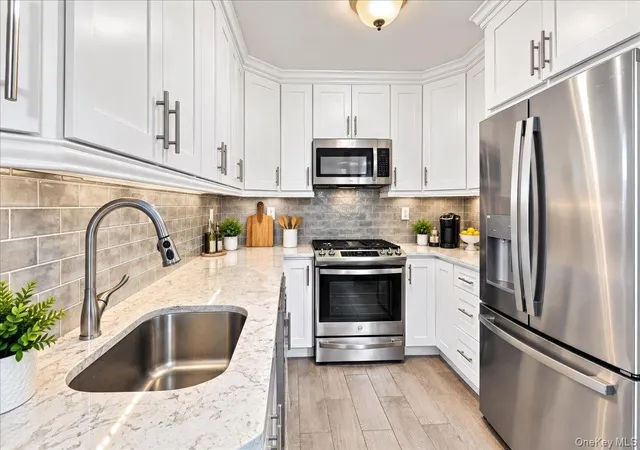 5635-netherland-ave-2c-bronx-ny-10471/hzid_9f579623