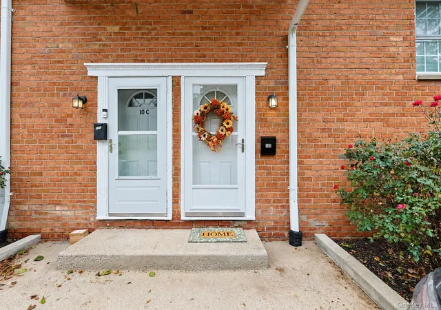 10-alpine-dr-d-wappingers-falls-ny-12590/hzid_7ae12b84