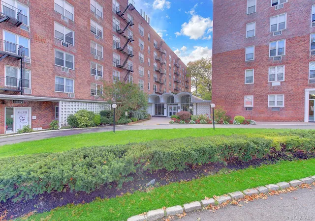 54-44-little-neck-pkwy-4t-new-york-ny-11362/hzid_0ebd9e2c