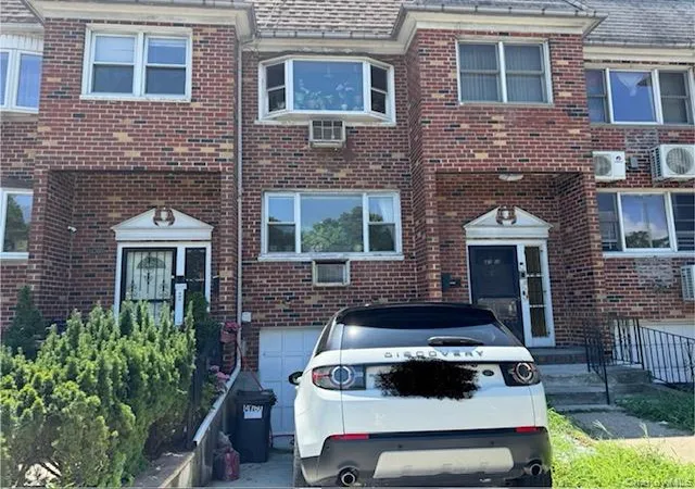 14760-grand-central-pkwy-new-york-ny-11435/hzid_e087ee8d