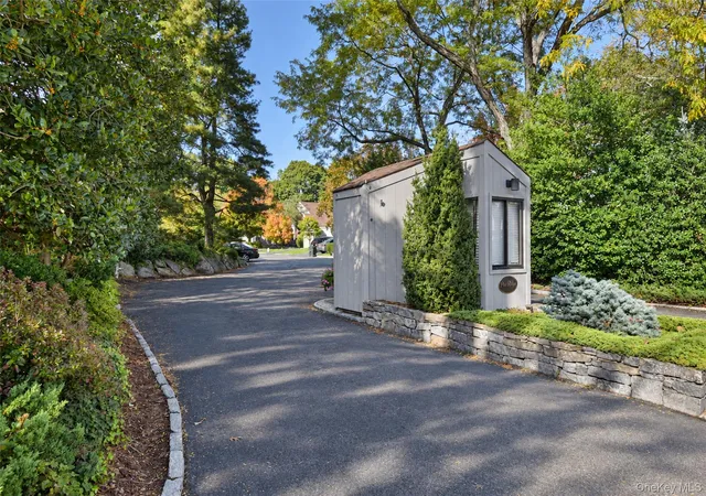 25-pine-ridge-rd-mamaroneck-ny-10538/hzid_4abe60af