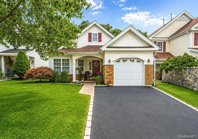 63-madison-cir-brookhaven-ny-11953/hzid_5bd9ca1b