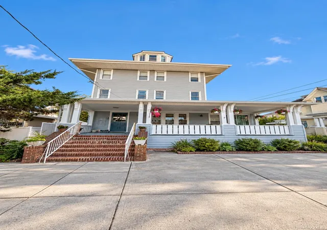 164-beach-122nd-st-2b-new-york-ny-11694/hzid_0b22503a