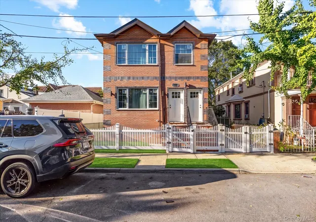 15311-124th-avenue-new-york-ny-11434/hzid_e8447da0
