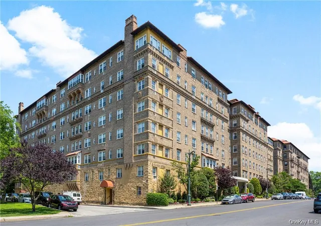 16-n-chatsworth-ave-712-mamaroneck-ny-10538/hzid_b3430654