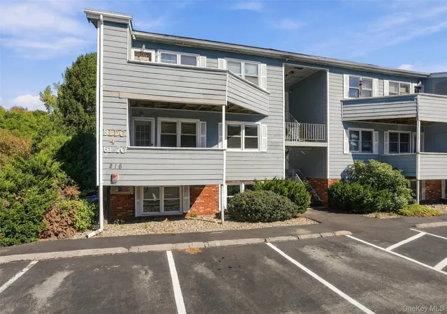 216-west-61-pleasant-valley-ny-12569/hzid_9724652b