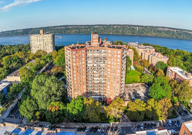 3777-independence-ave-12n-new-york-ny-10463/hzid_5b86631d