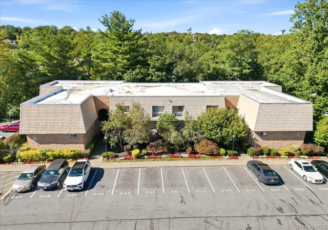 330-central-park-ave-f12-scarsdale-ny-10583/hzid_2cc33f11