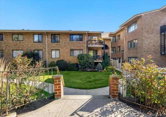 904-n-broadway-43w-yonkers-ny-10701/hzid_df73ef94