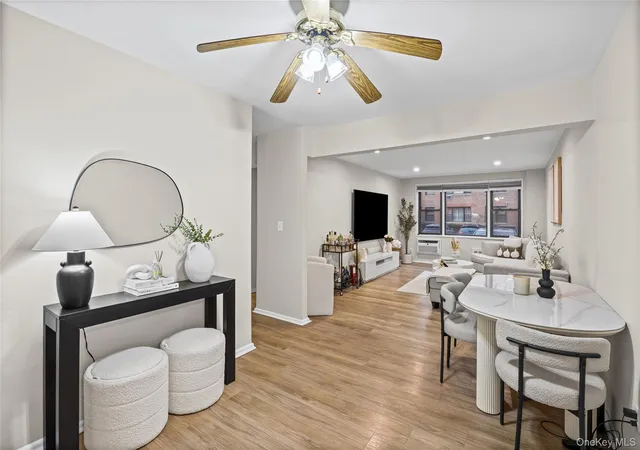 1-birchwood-ct-1b-hempstead-ny-11501/hzid_ee2a05d8